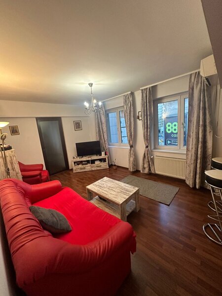 Unirii, Intercontinental, ultracentral, 2 camere mobilat.